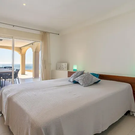 Villa Mina - First Line *